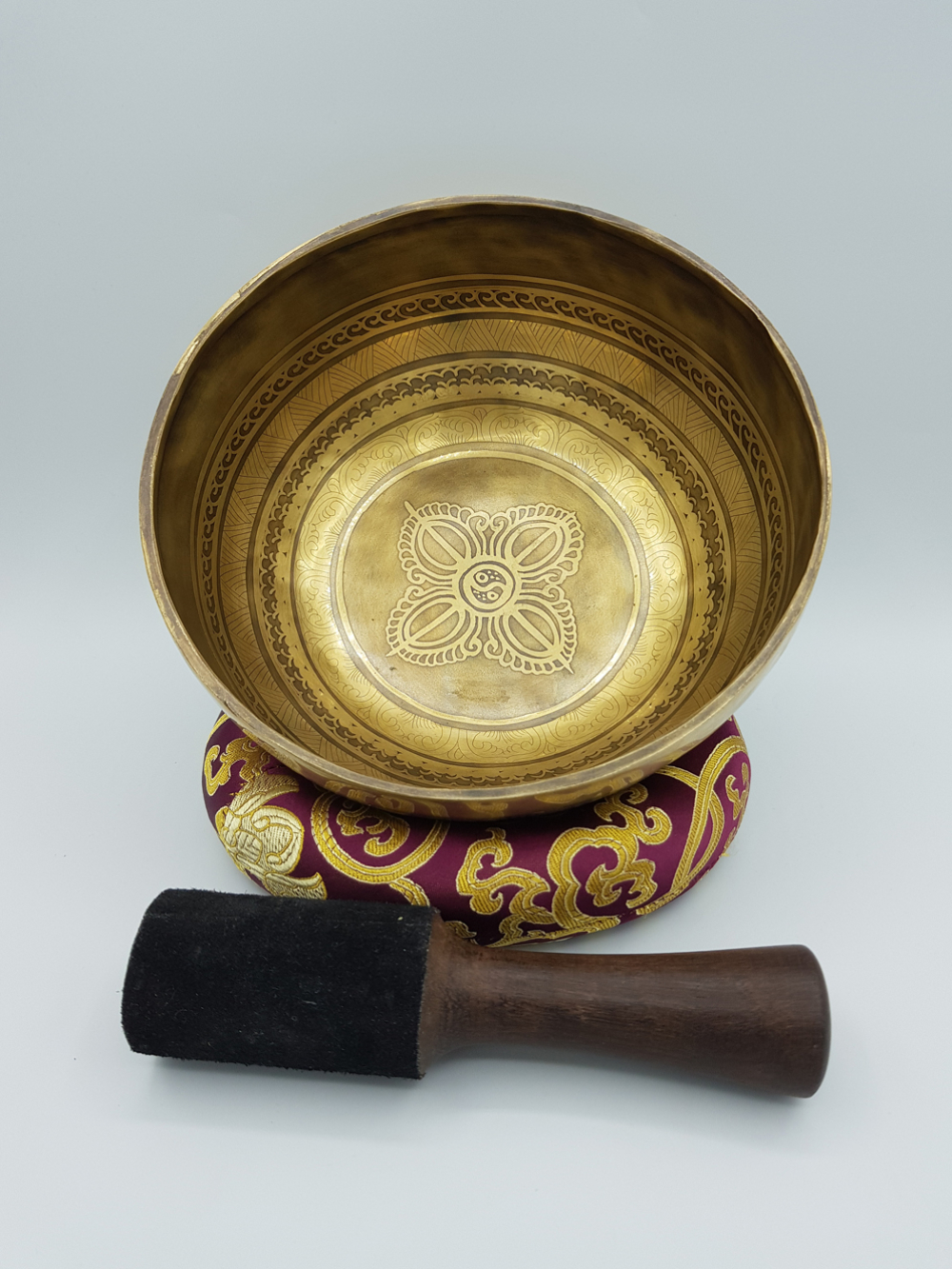 Tibetische Klangschale mit Gravuren 1,3kg 21,5cm Durchmesser