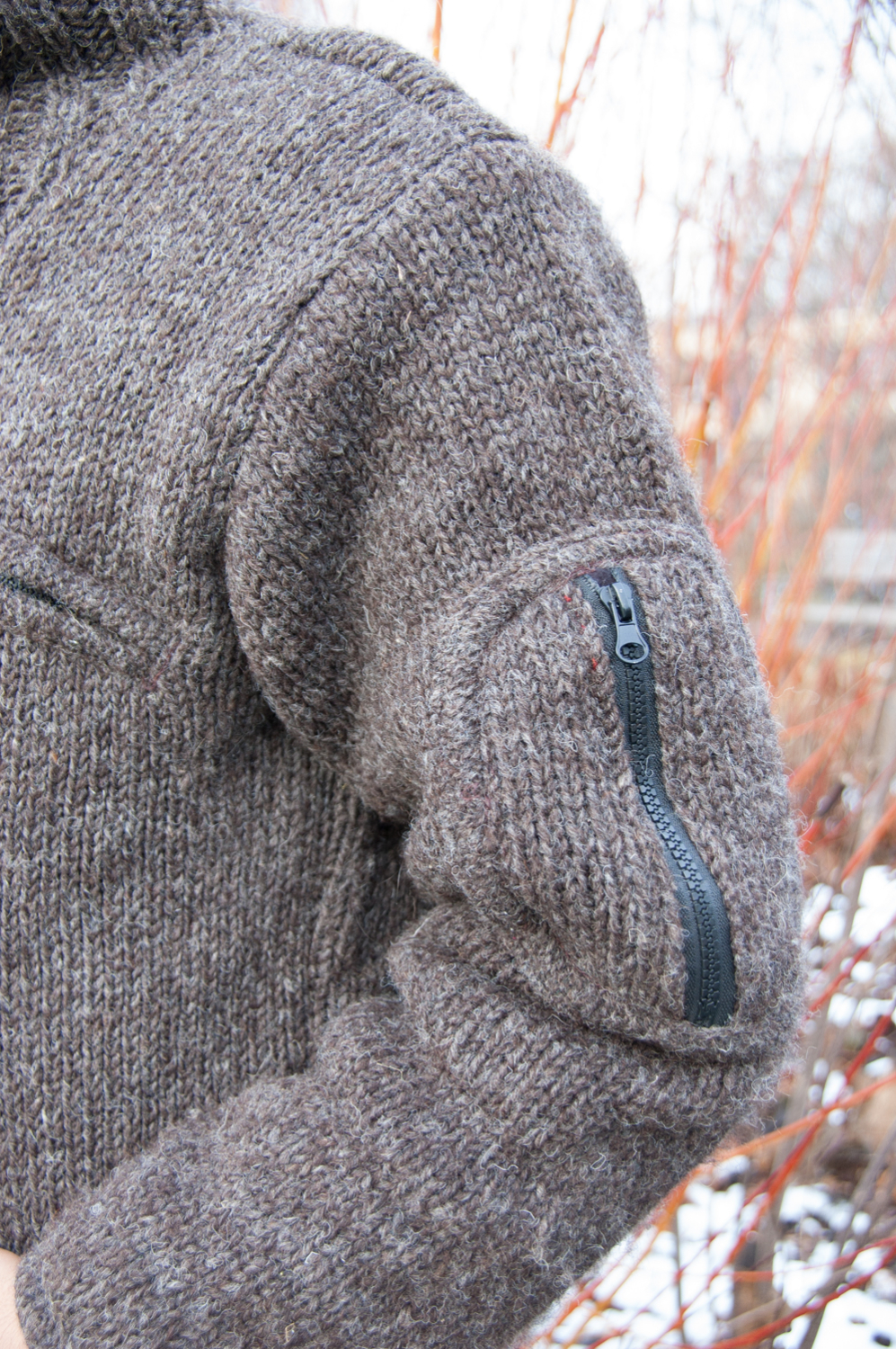 Kurze Uni Wolljacke mit Armtasche und Fleece-Innenfutter, braun, Uni